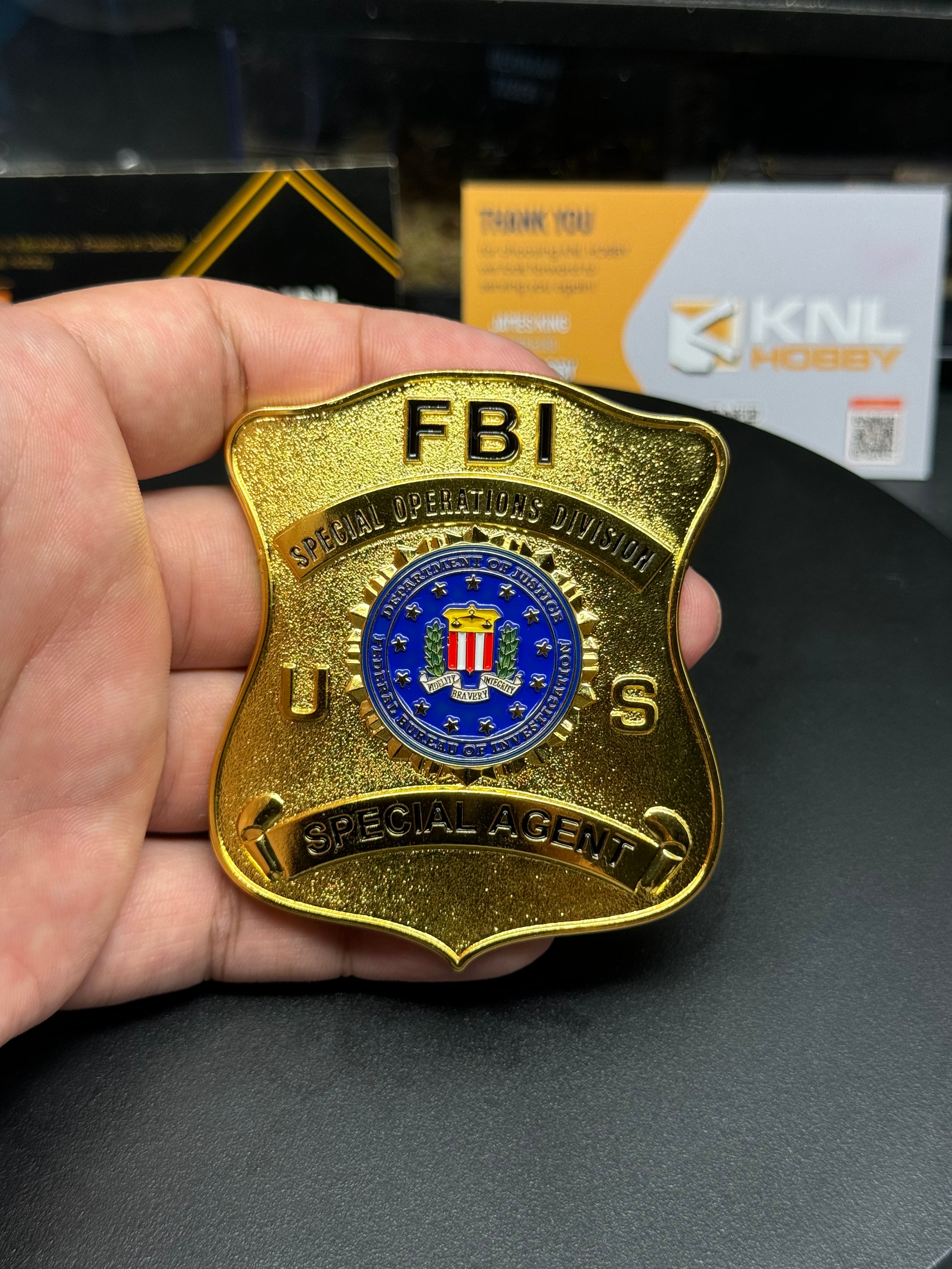 KNL Hobby U.S. FBI badge Collection Novelty Collectable US FBI Special Agent Badge  Military Gift. halloween christmas gift