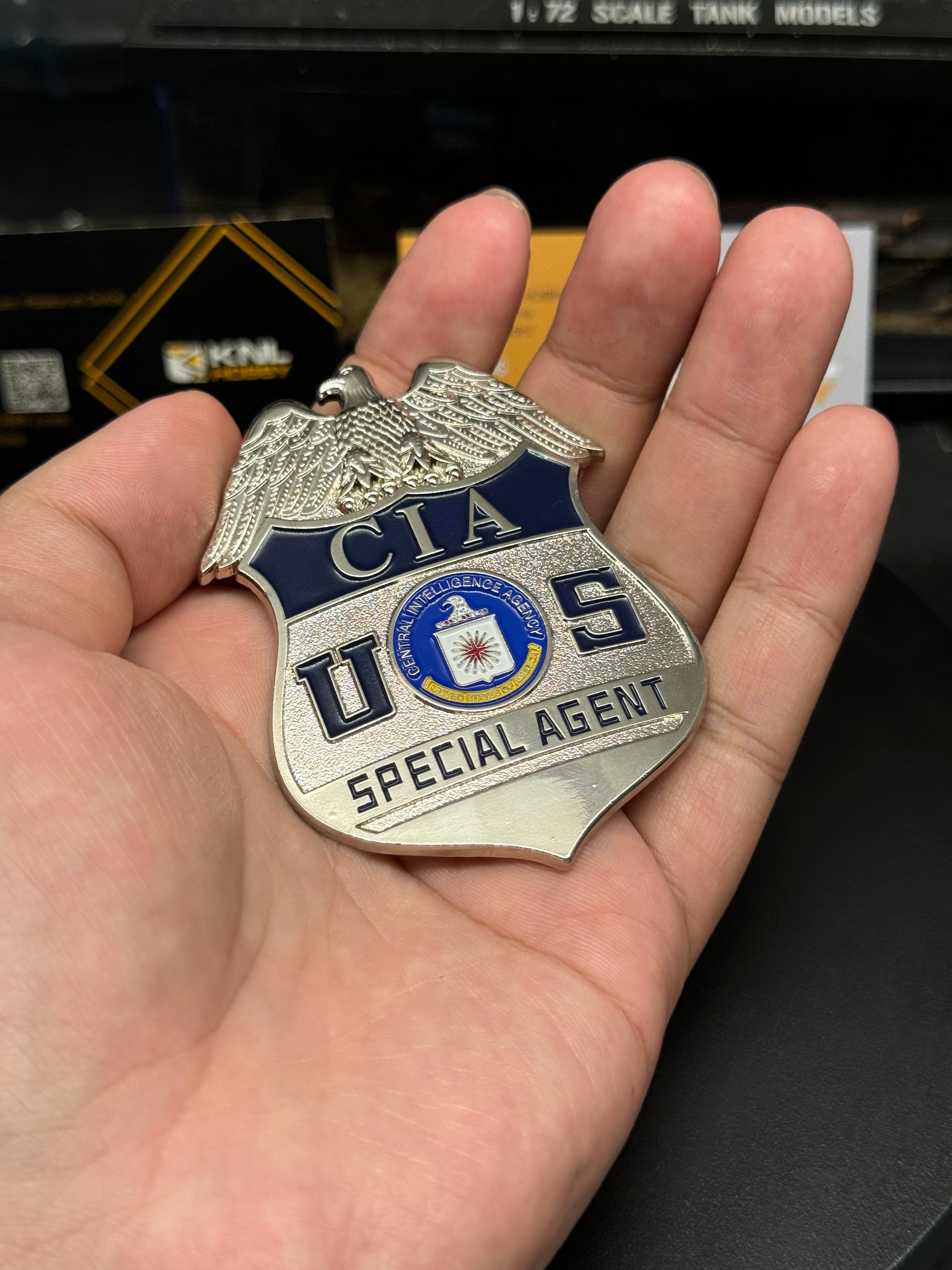 KNL Hobby U.S. CIA badge Collection Novelty Collectable US CIA Special Agent Badge  Military Gift. halloween christmas gift zinc Alloy material