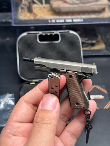 KNL HOBBY 1/3 Scale M1911 & JW4 TTI-PVI Pistol Grey Black Model + Collectible Storage Suitcase Bullets Ejection Function Can Not Shoot!