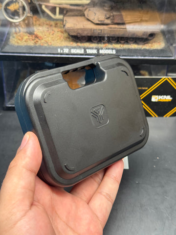 KNL Hobby Mini 1/3 Scale alloy revolver M500 slivery gunmetal gray color model keychain Alloy Handgun Shape Model Keychain Fidget Toy Keychain + Collectible Model Storage Suitcase Static model can not shoot!