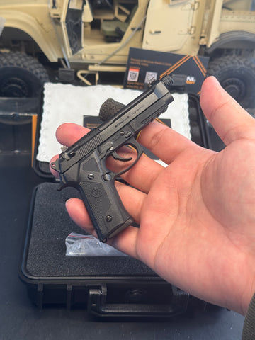 KNL Hobby B M9A3 1/2.05 scale Pistol black color pistol model bullet ejection function + 6 bullets model handgun model alloy toy Scale Mini M9A3 Pistol Aolly Model +collectible Storage Suitcase limited version Can not shoot