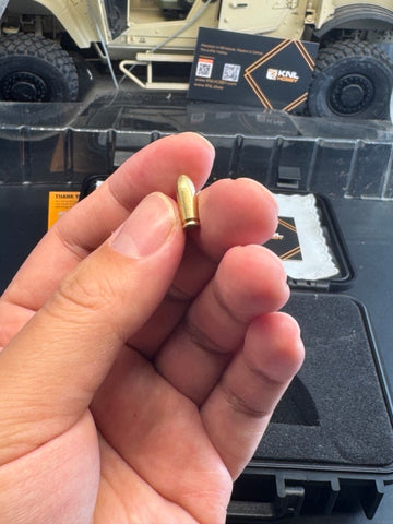 KNL Hobby B M9A3 1/2.05 scale Pistol black color pistol model bullet ejection function + 6 bullets model handgun model alloy toy Scale Mini M9A3 Pistol Aolly Model +collectible Storage Suitcase limited version Can not shoot