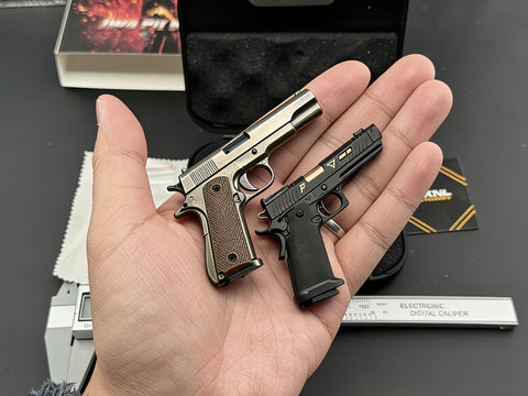 KNL HOBBY 1/3 Scale M1911 & JW4 TTI-PVI Pistol Grey Black Model + Collectible Storage Suitcase Bullets Ejection Function Can Not Shoot!