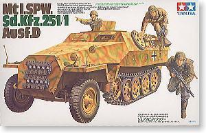TAMIYA 1/35 scale models 35195 Sd.Kfz.251 / 1 Ausf.D semi-track armored vehicle