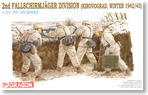 1/35 scale model Dragon 6157 German Air Force 2nd Paratroopers Division (Kirov Gora 1942/43 Winter)