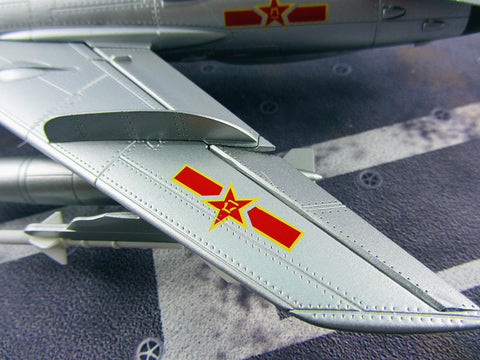 KNL Hobby diecast model Airforce fighter aircraft MiG-19 China model J6 fighter model 1:48