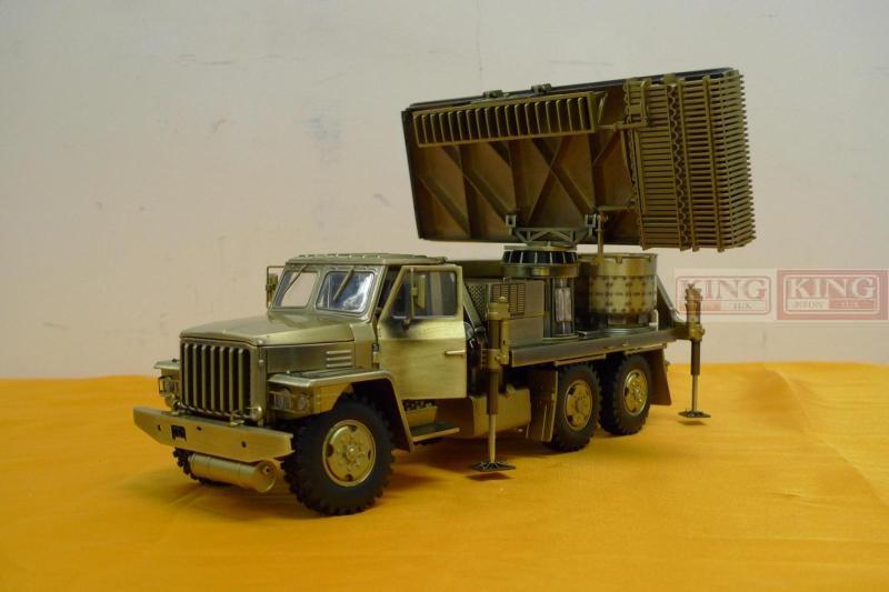 KNL Hobby Diecast Truck Oriental red Dong Fang Hong LT665 6*6 SUV model air defense radar vehicle model of 1:30 alloy radar truck for Chinese Army PLA