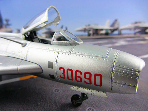 KNL Hobby diecast model Airforce fighter aircraft MiG-19 China model J6 fighter model 1:48