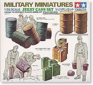 TAMIYA 1/35 scale models 35026 World War II German military fuel container suit