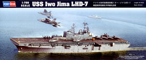 Hobby Boss 1/700 scale war ship models 83408 US Navy Hornets LHD-7 "Iwo Jima" amphibious assault ship
