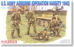 1/35 scale model Dragon 6148 US Army Paratrooper (University Act 1945)