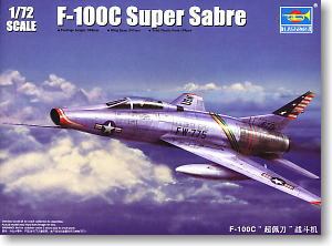 Trumpeter 1/72 scale model 01648 F-100C Super Saber Fighter