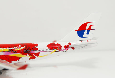 Phoenix 10995 Malaysia Airlines B747-400 hibiscus flower 1/400