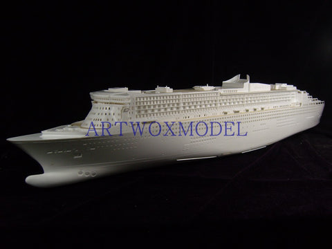 Wooden decks of Revell 05223 handicraft box; wooden deck of queen Mary II; wooden deck AW50028 of supership Mary II