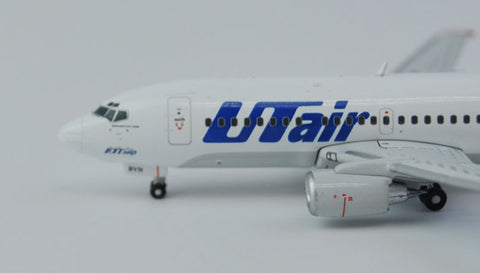 GeminiJets GJUTA1582 UTAIR B737-500 VP-BVN 1:400