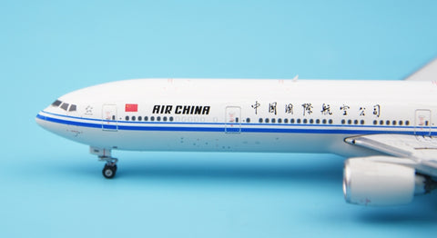 Phoenix China International AirlineB777-300ER B-2085 Dreamer 1/400