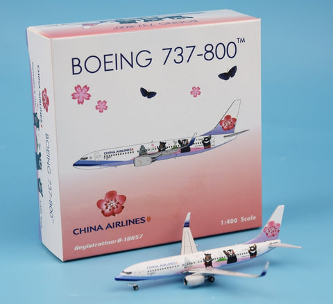 New product Phoenix Taiwan China Airline* B737-800 B-18657 three Xiong you da 1/400