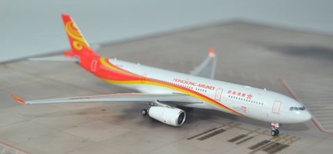 Phoenix 04103 Hong Kong AirlineA330-300 B-LNR 1/400