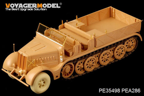 Voyager PE35498 Sd.Kfz.9 18 ton semi crawler tractor upgrade with metal etchant