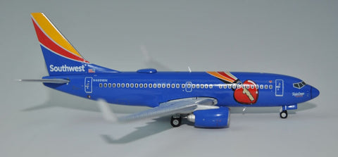 GeminiJets GJSWA 1577 American Southwest Airlines B737-700 / W N409WN 1:400