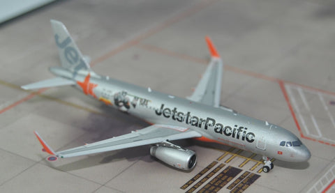 Phoenix 04108 Jetstar A320/w VN-A561 Kung Fu Panda 3 1/400