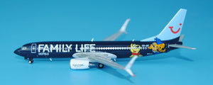 JC Wings XX4681/XX4680 Jetairfly  Family Life B737-800/s 1:400