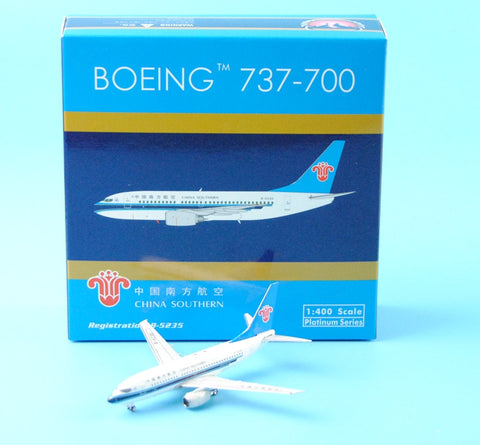 Phoenix 11130* China Southern AirlineB737-700 B-5235 1/400