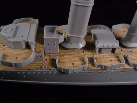 Artwox model wooden deck for trumpeter 05309 United States San Francisco cruiser 1942 wooden deck AW10067