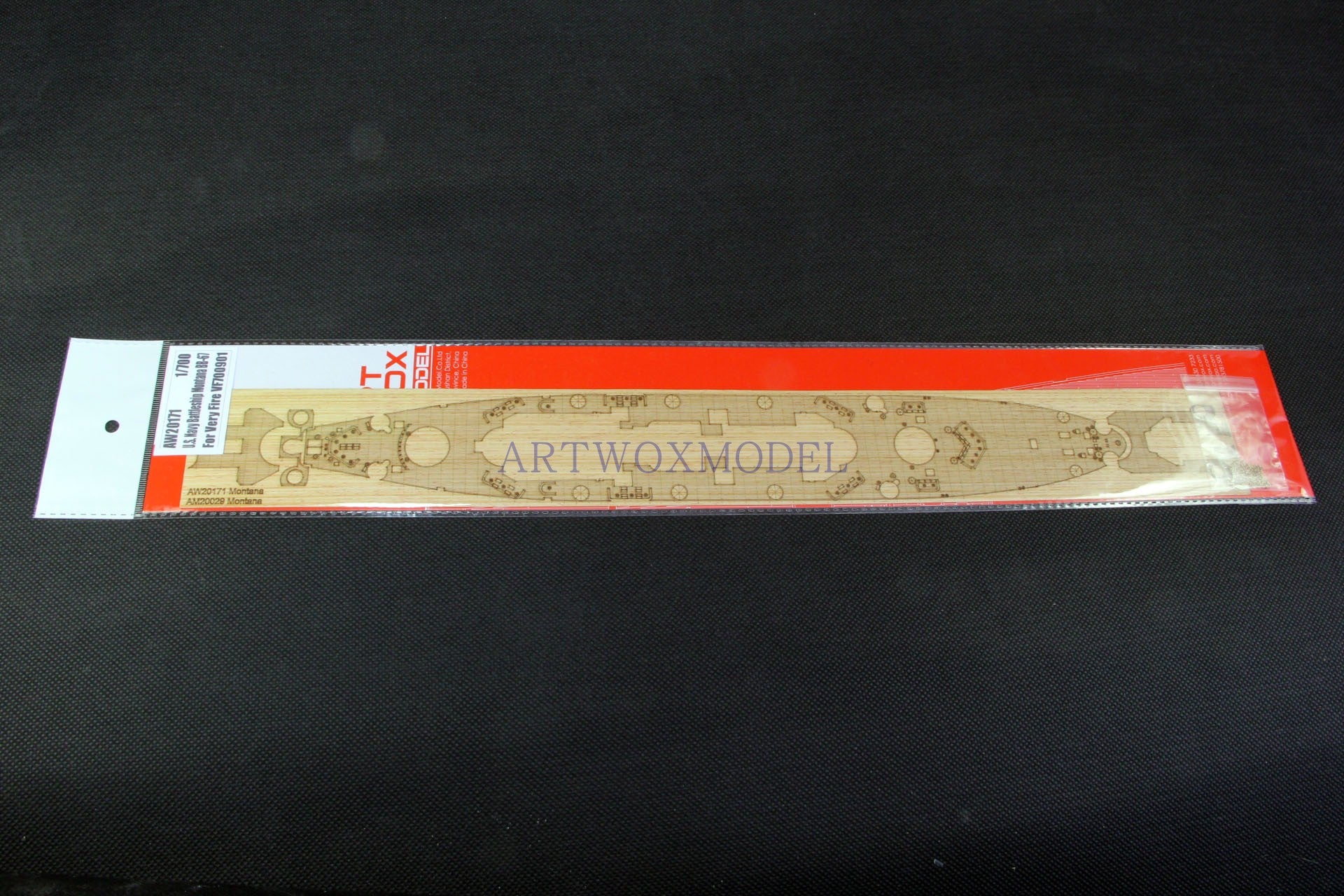 Artwox Very Fire VF700901 U.S.Navy Montana BB-67 AW20171