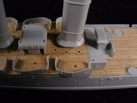 Artwox model wooden deck for trumpeter 05309 United States San Francisco cruiser 1942 wooden deck AW10067