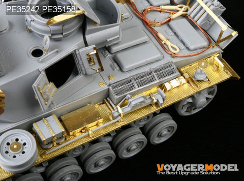 Voyager PE35242 3 chariot N North Africa "501 chariot battalion" upgraded metal etching parts (Dragon)