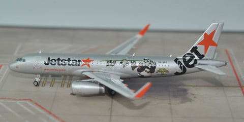 Phoenix 04102 Jetstar A320/w VH-VFX Kung Fu Panda 3 1/400