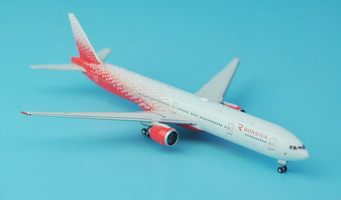 Phoenix 11336 Rossiya B777-300 EI-UNN 1/400