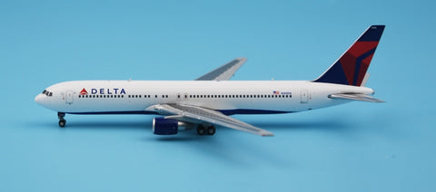 GeminiJets GJDA L1655 * Delta Airlines B767-300 N143DA 1:400