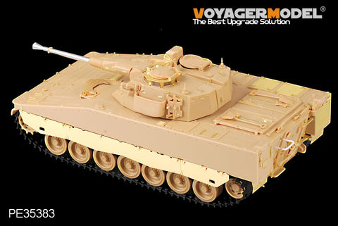 Voyager PE35383 CV9040B infantry chariot upgraded with metal etch (love)