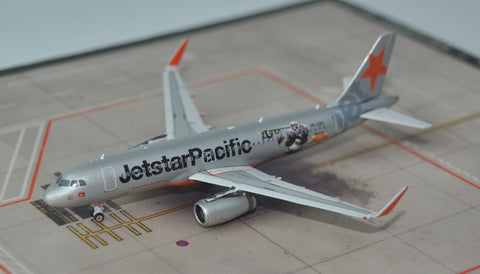 Phoenix 04108 Jetstar A320/w VN-A561 Kung Fu Panda 3 1/400