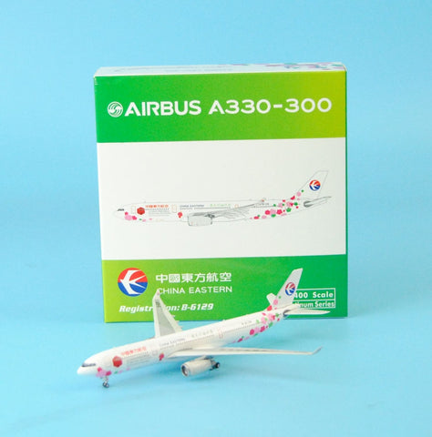 Special price Phoenix 11257 China Eastern AirlineA330-300 Xi'an World Park 1/400