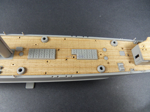 Artwox model wooden deck for ReVL 3016 HMS TouthSouthEngult- 4