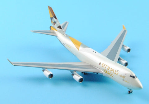 GeminiJets GJETD1477* aerwar B747-400F 1:400